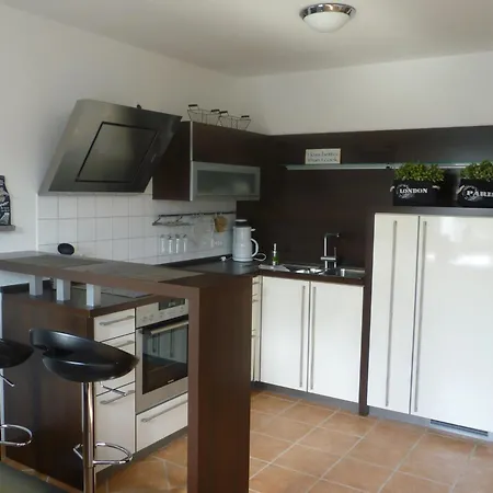Modernes Mit Zentralheizung In Willingen, Cleaning Included شقة