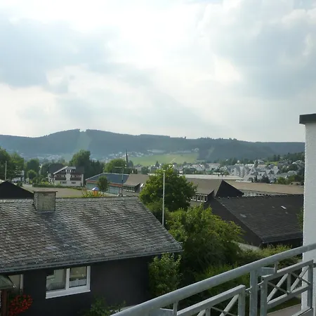 Modernes Mit Zentralheizung In Willingen, Cleaning Included شقة فيلنغن